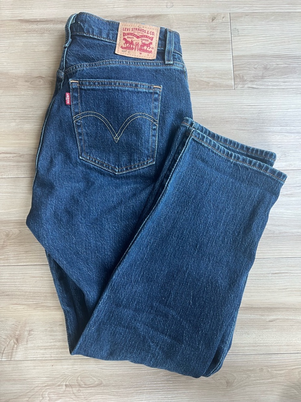 Levi's 501 curve 
Dark Blue Straight-Leg Women's Jeans